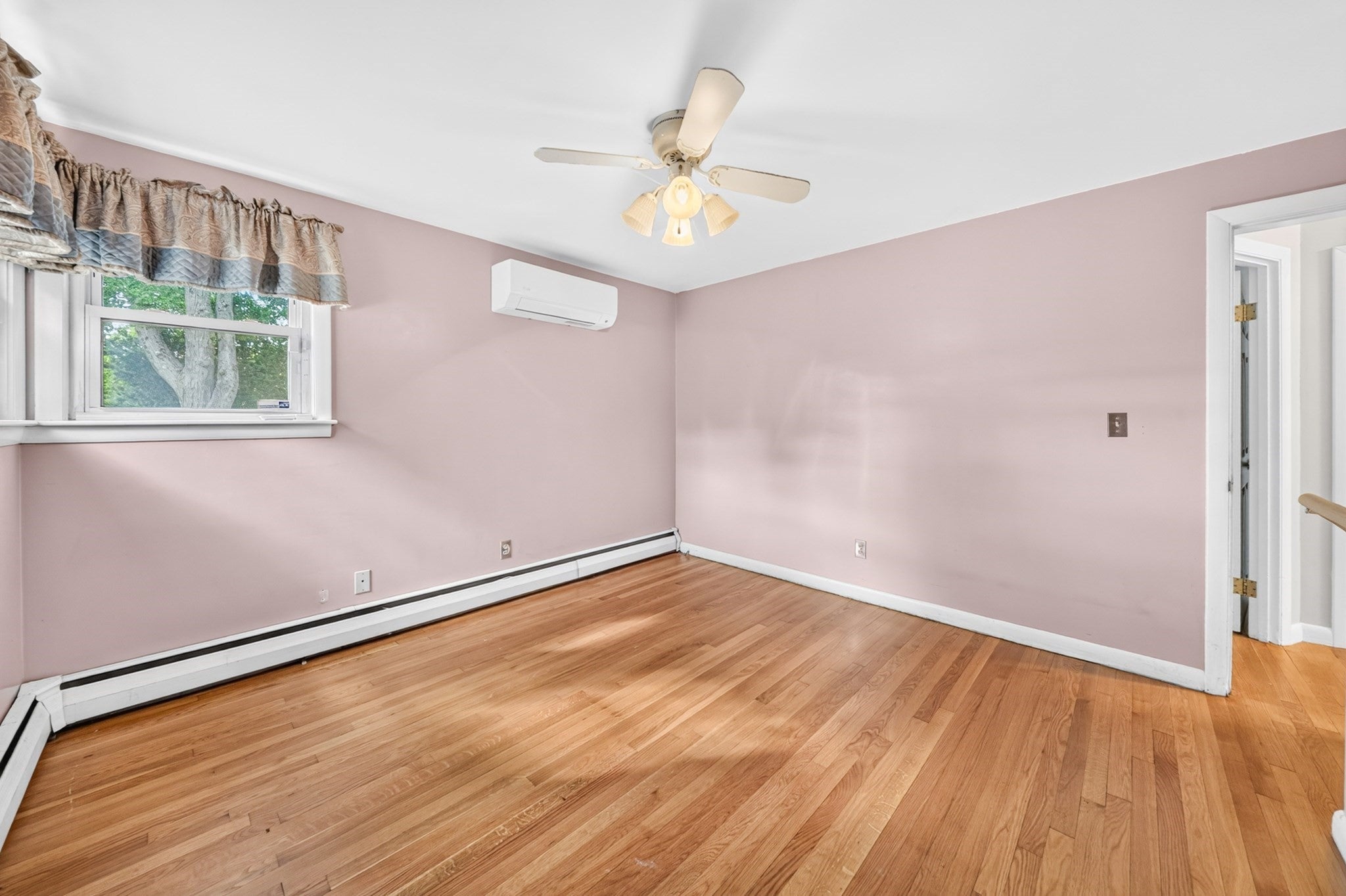 33 Fairchild Ave, Saugus, MA Photo #21