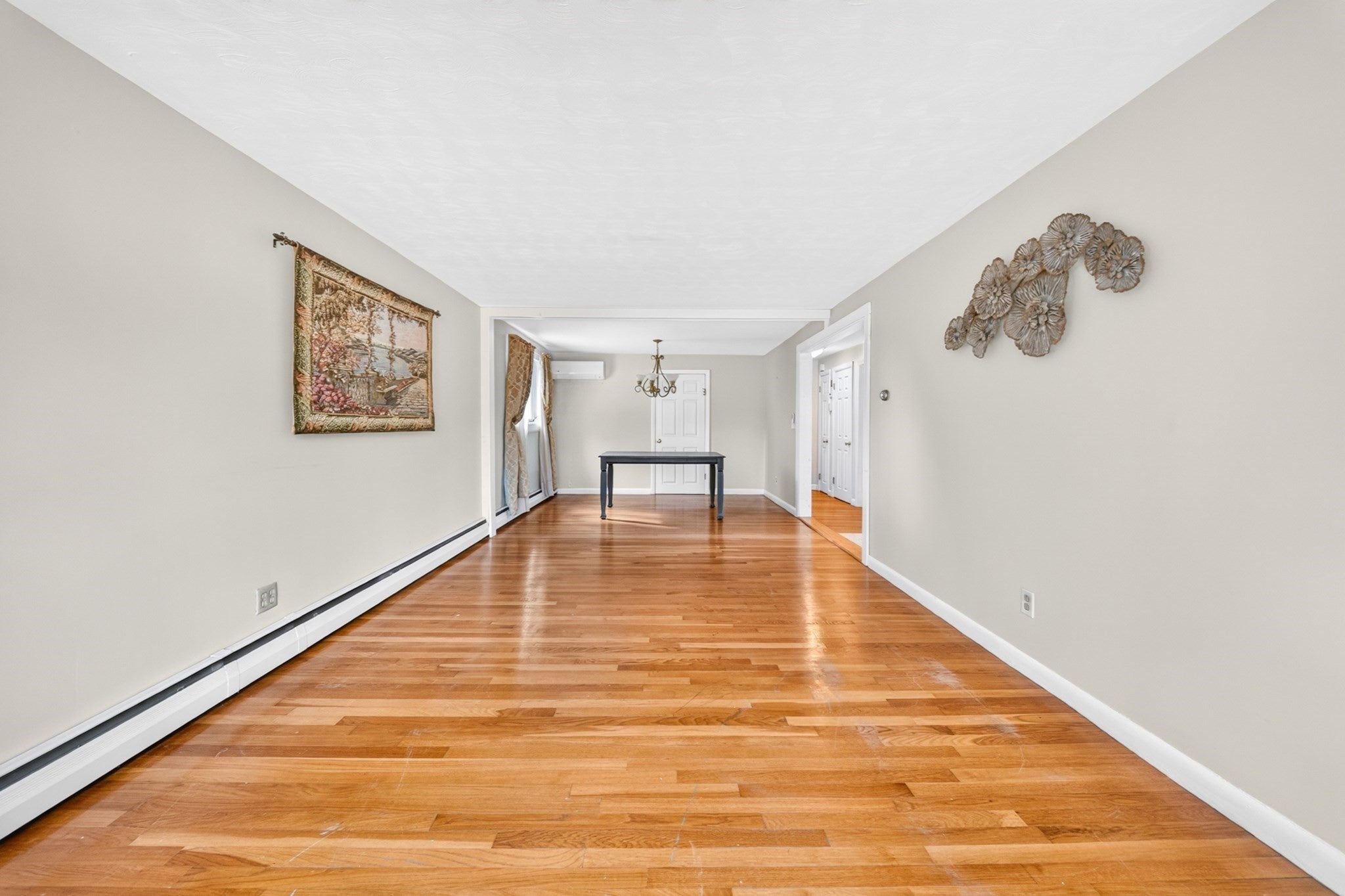 33 Fairchild Ave