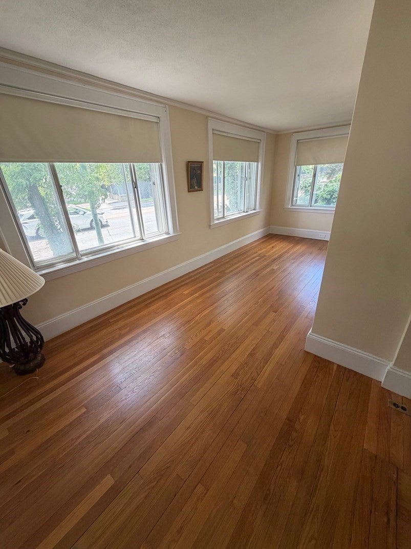 4 Van Ness Road