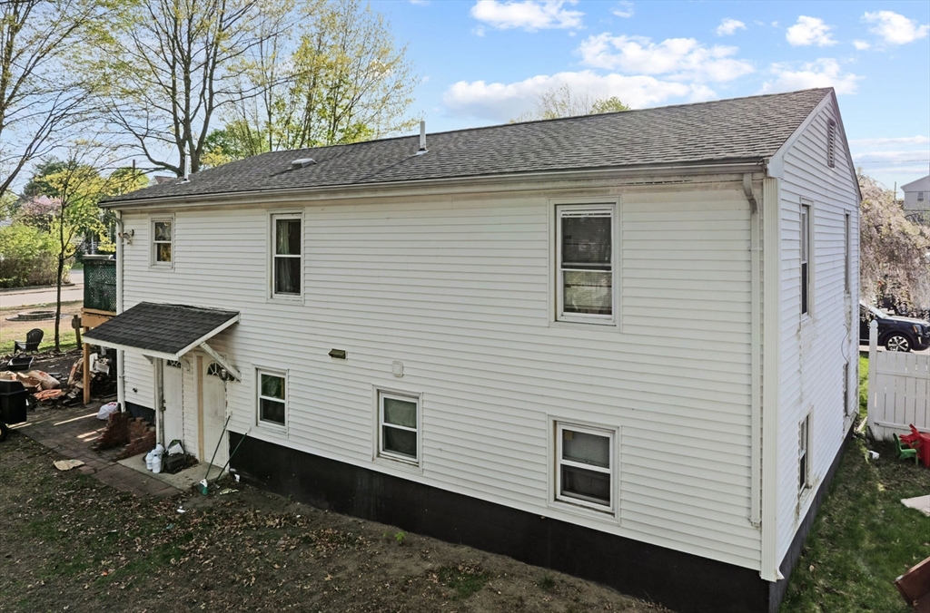 42 Hazel St