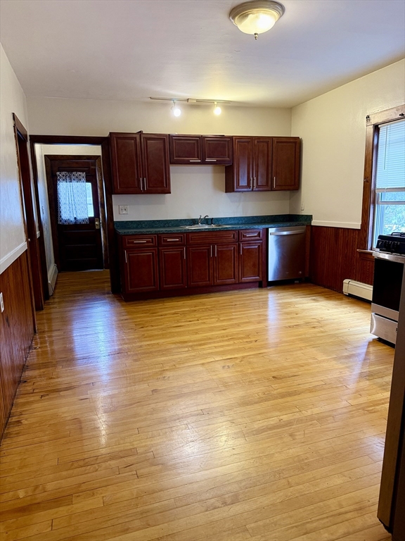12 St Paul Ave 1