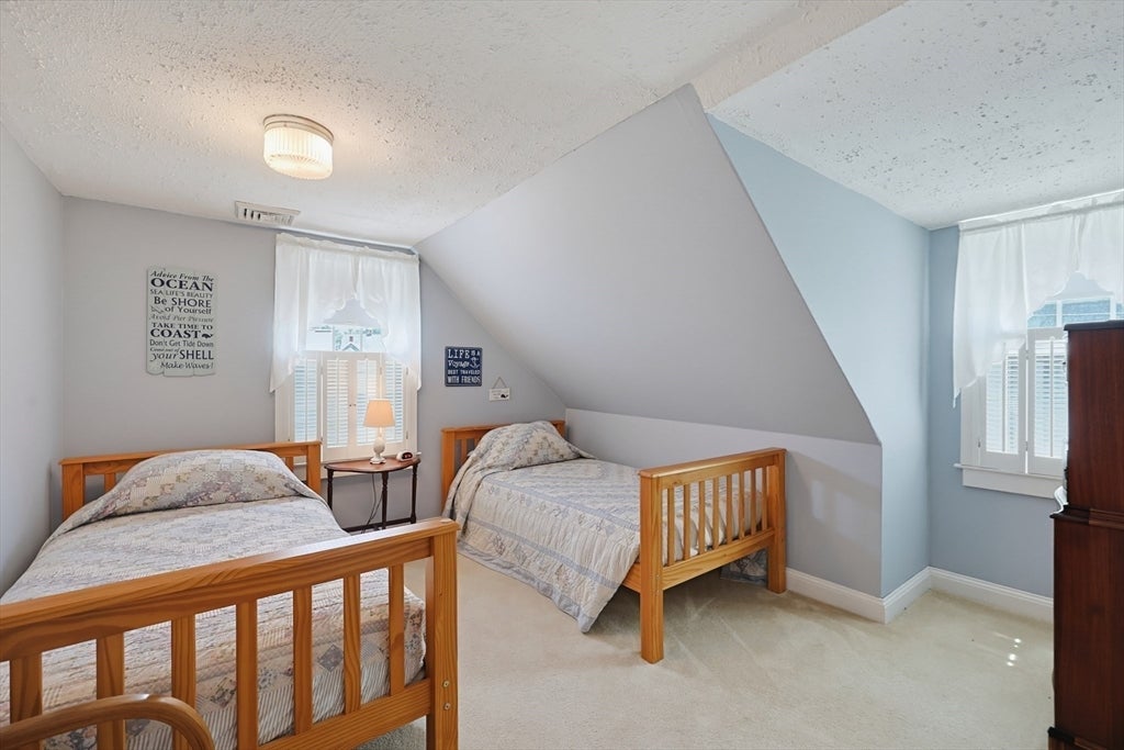 707 Page St, Stoughton, MA Photo #23