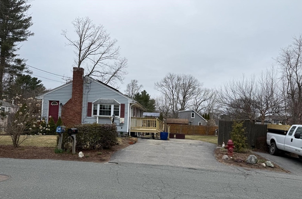 47 Summit Rd