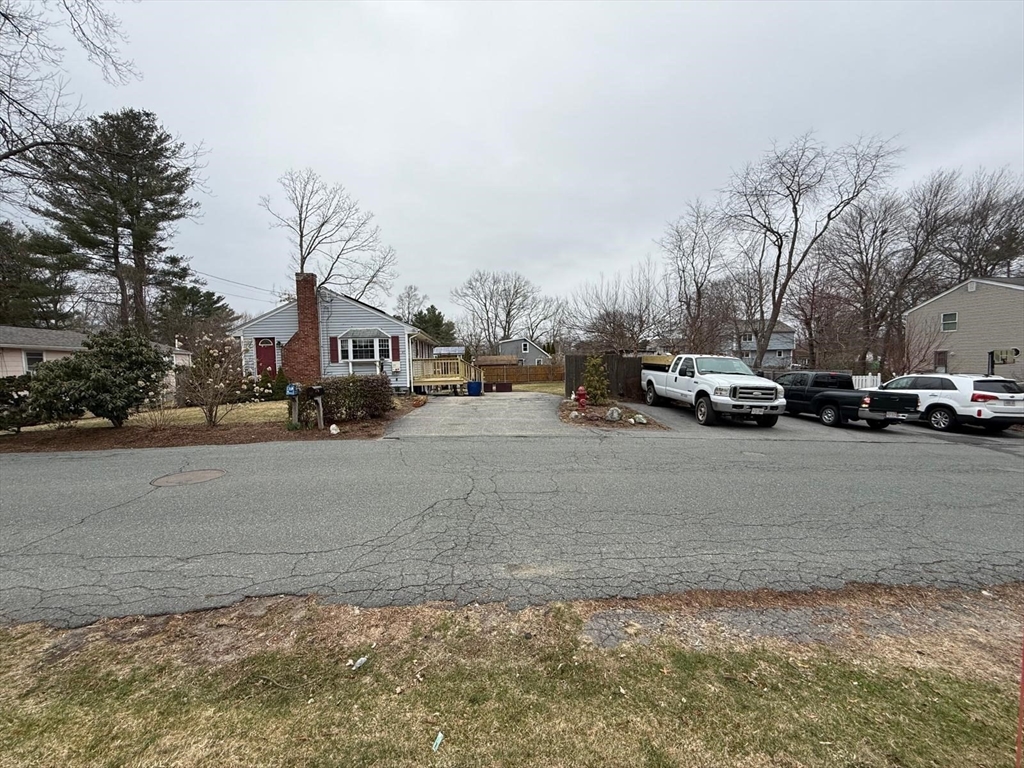 47 Summit Rd