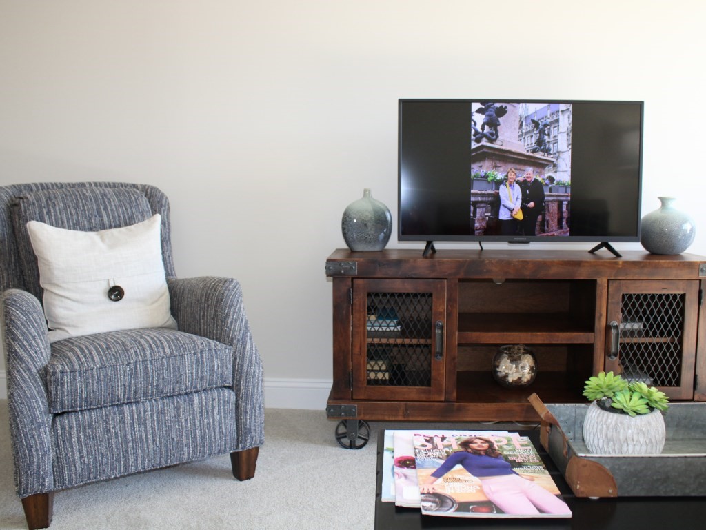 1 Lyman St 305