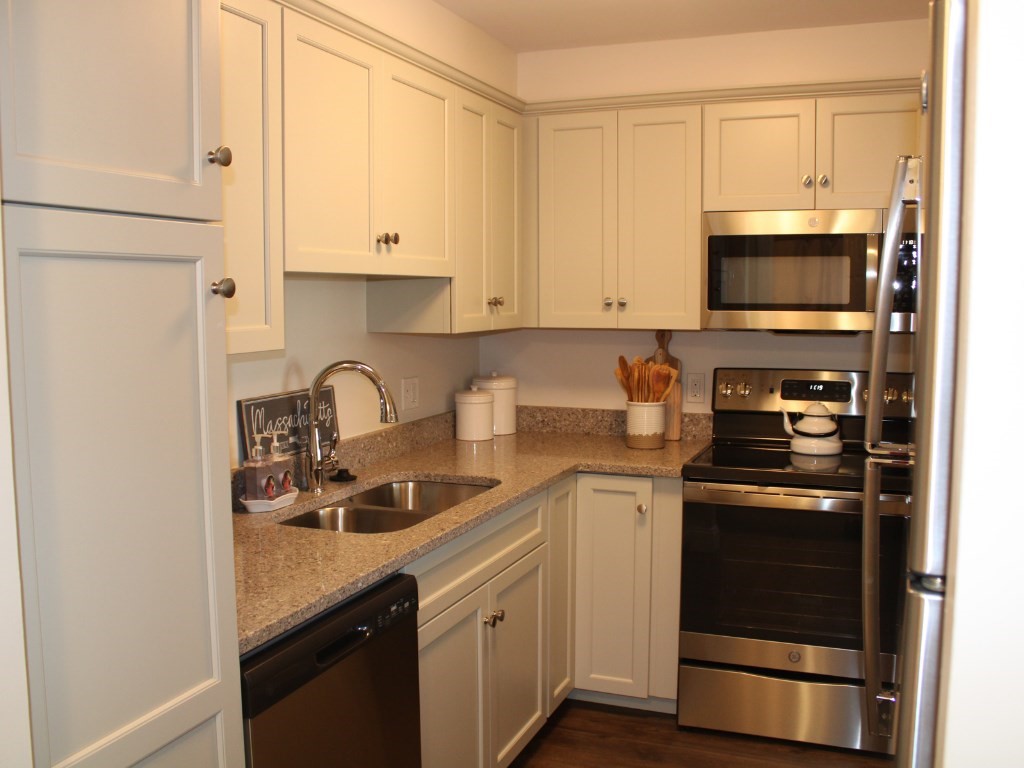 1 Lyman St 305