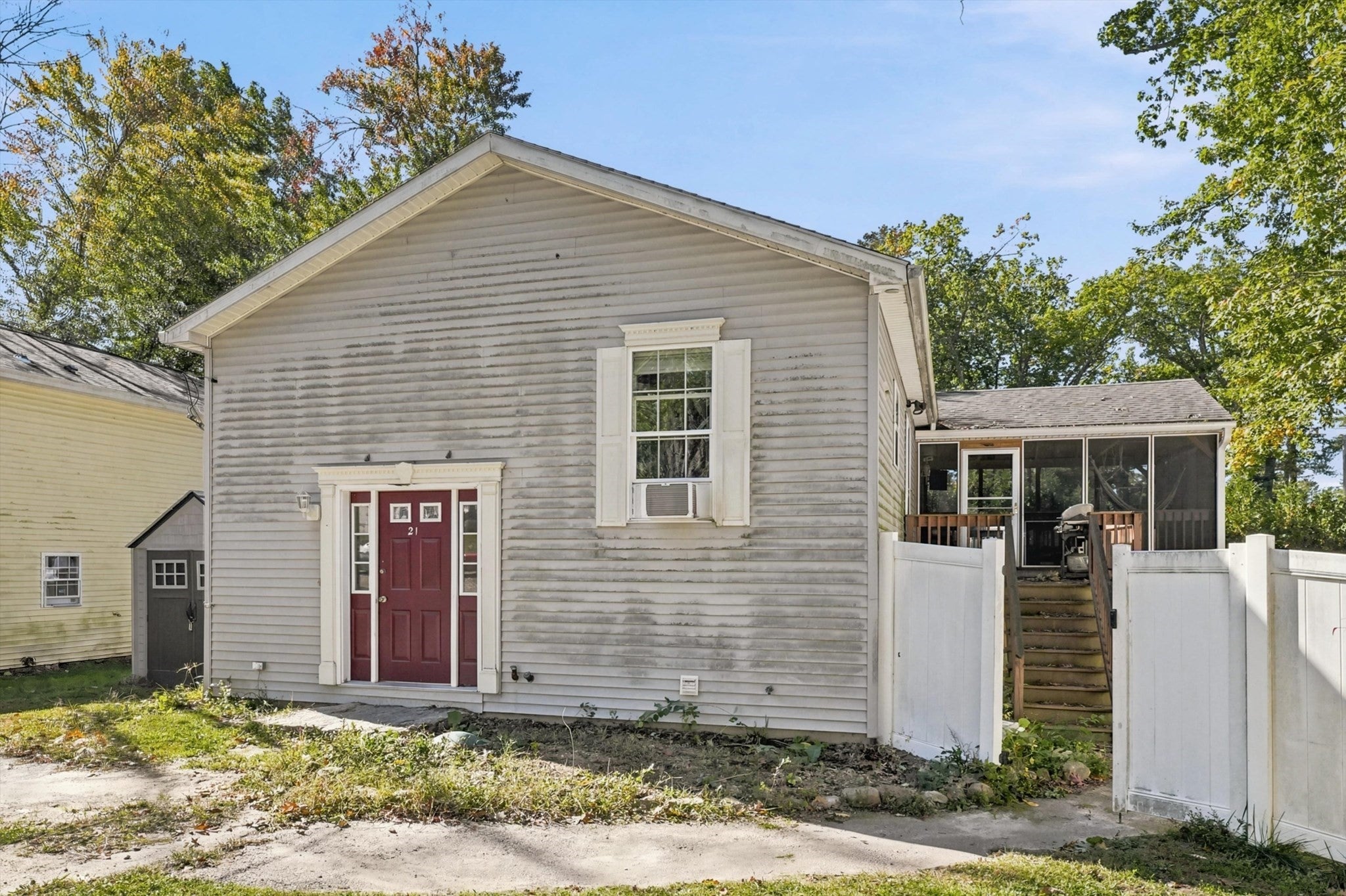 21 Browns Brook Rd, Webster, MA Photo #1