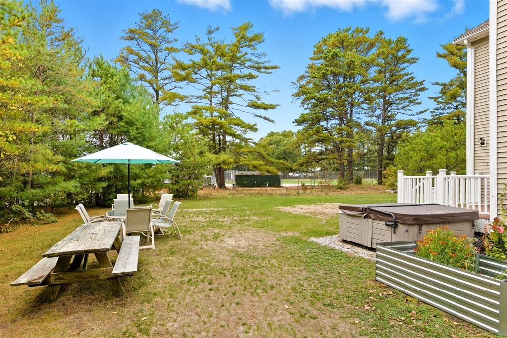 5 Carver Square Blvd 5