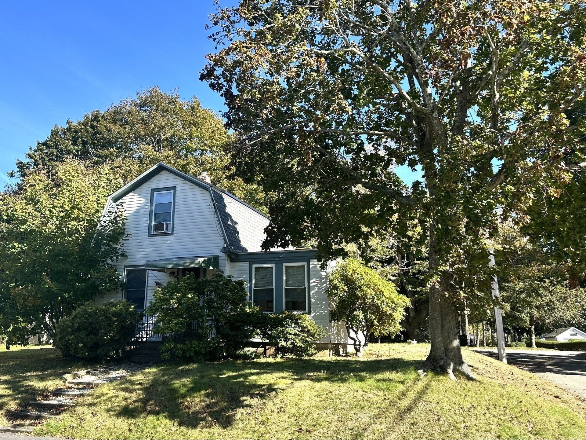 76 Walker St