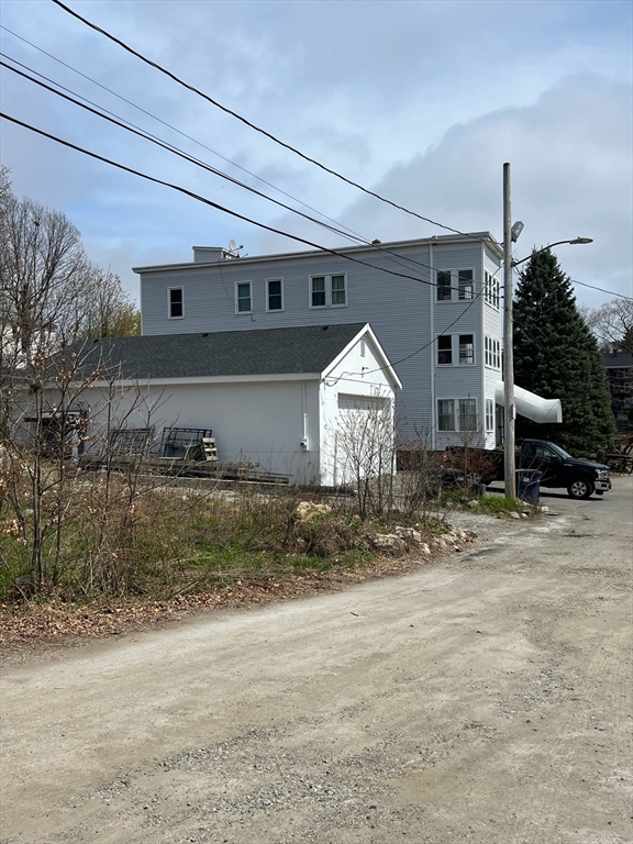 35 Heron St