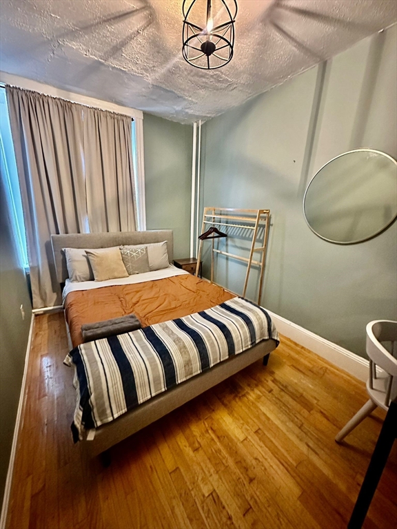 Click for 7 Linden St #1, Boston, MA slideshow Click for 7 Linden St #1, Boston, MA slideshow