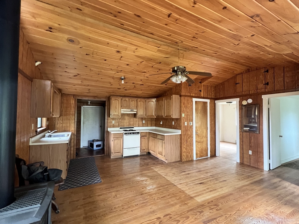 11 Summit Avenue