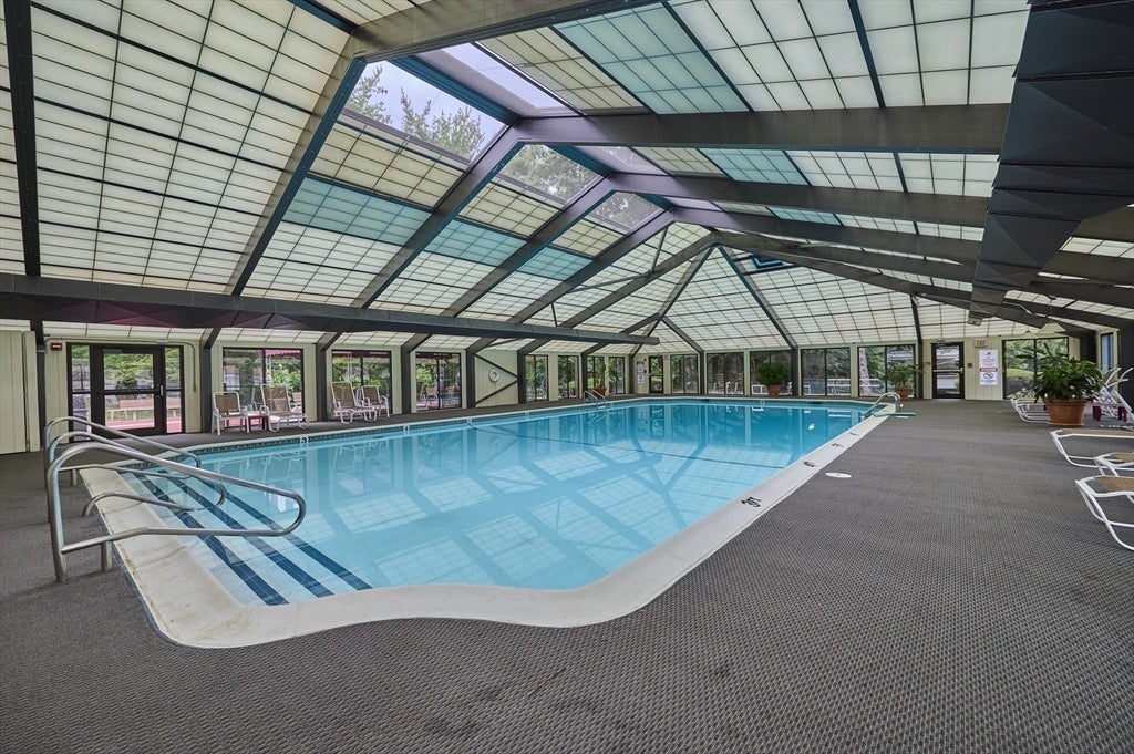 250 Hammond Pond Parkway #609S, Newton, MA Photo #26