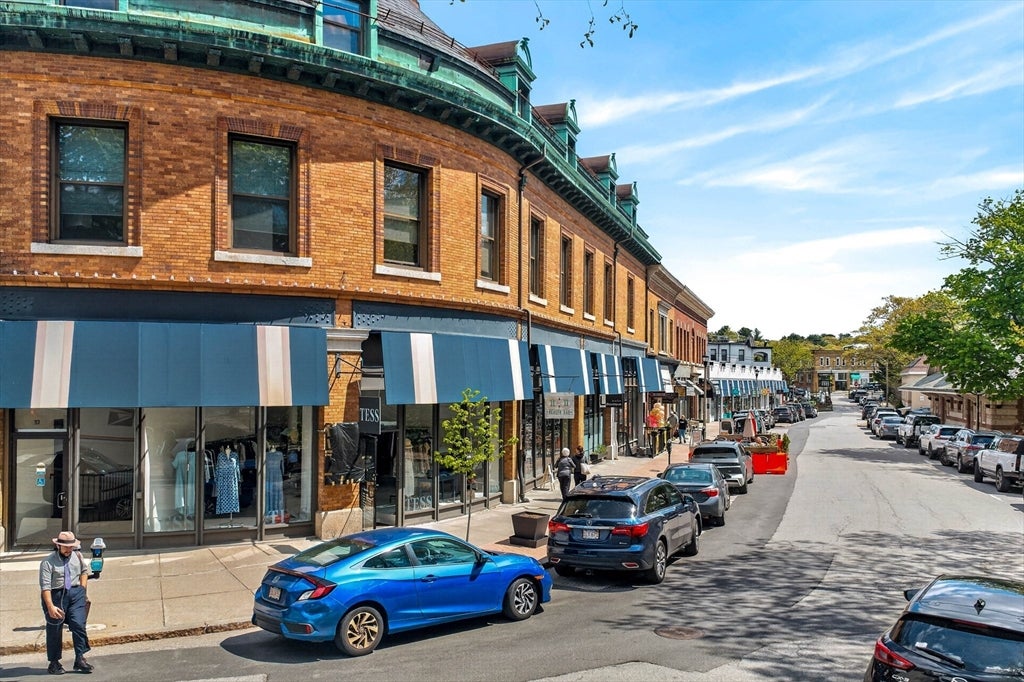 49-105 Union Street