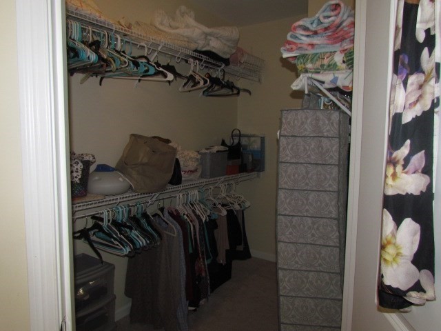 Waltham, Massachusetts 02451, United States, 2 Bedrooms Bedrooms, ,2 BathroomsBathrooms,Residential,Active,197850