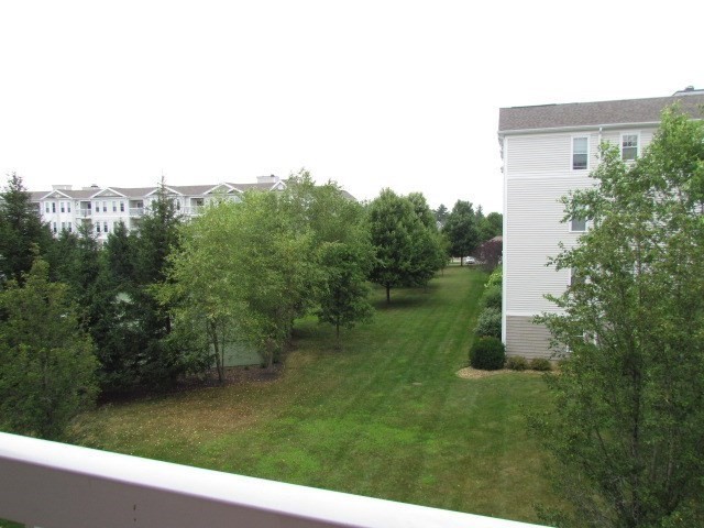 Waltham, Massachusetts 02451, United States, 2 Bedrooms Bedrooms, ,2 BathroomsBathrooms,Residential,Active,197850