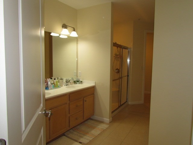 Waltham, Massachusetts 02451, United States, 2 Bedrooms Bedrooms, ,2 BathroomsBathrooms,Residential,Active,197850