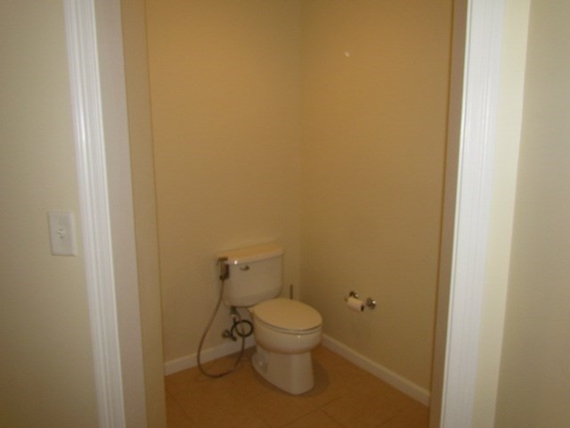 Waltham, Massachusetts 02451, United States, 2 Bedrooms Bedrooms, ,2 BathroomsBathrooms,Residential,Active,197850