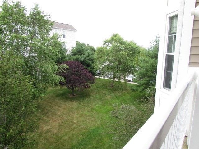 Waltham, Massachusetts 02451, United States, 2 Bedrooms Bedrooms, ,2 BathroomsBathrooms,Residential,Active,197850