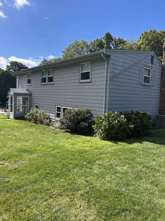 57 Daniel Rd