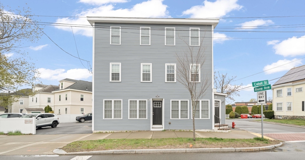 492 Cabot Street #1A, Beverly, MA Photo #2