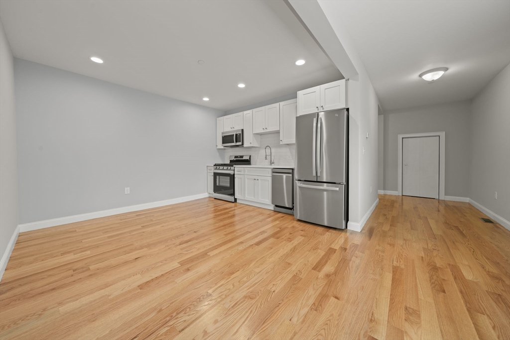 492 Cabot Street #1A, Beverly, MA Photo #12