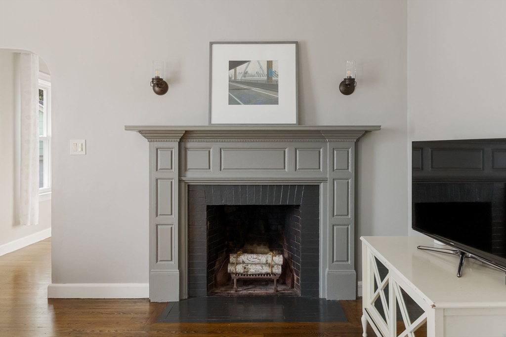 3 Whitford Street