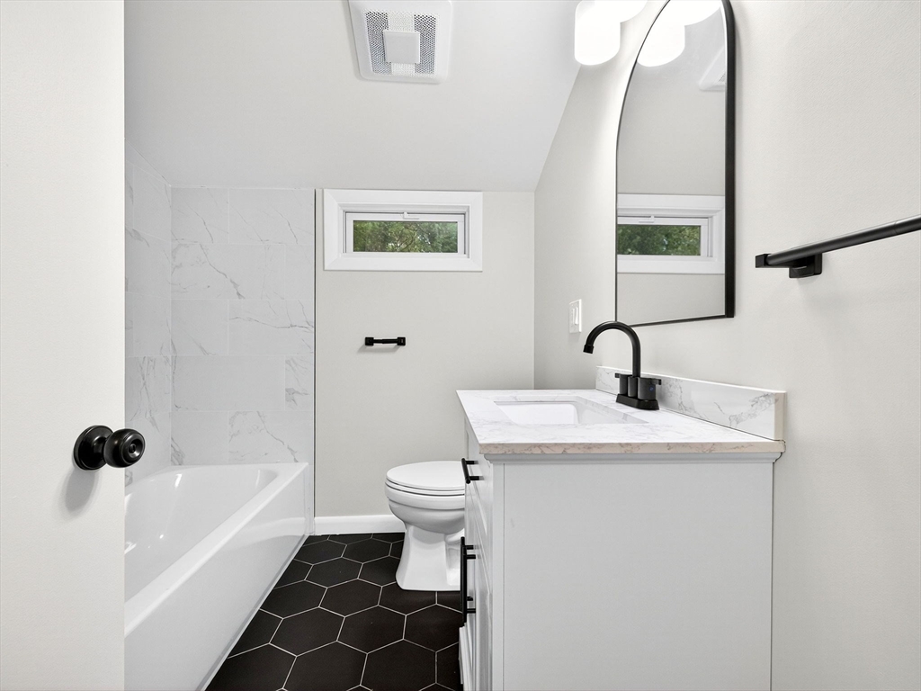 Melrose, Massachusetts 02176, United States, 3 Bedrooms Bedrooms, ,2 BathroomsBathrooms,Residential,Active,227652