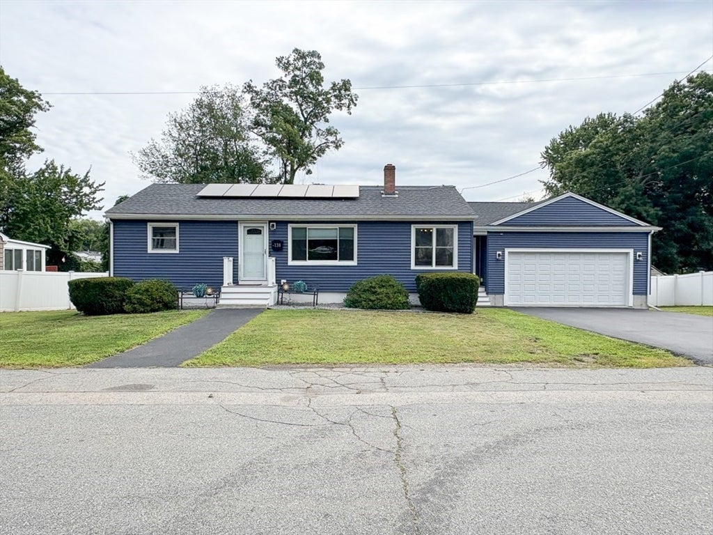 Photo of 138 Rea St, Lowell, MA