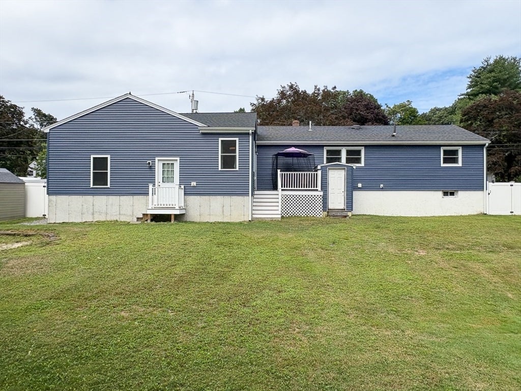138 Rea St, Lowell, MA, 138 Rea St, Lowell, MA Photo #2