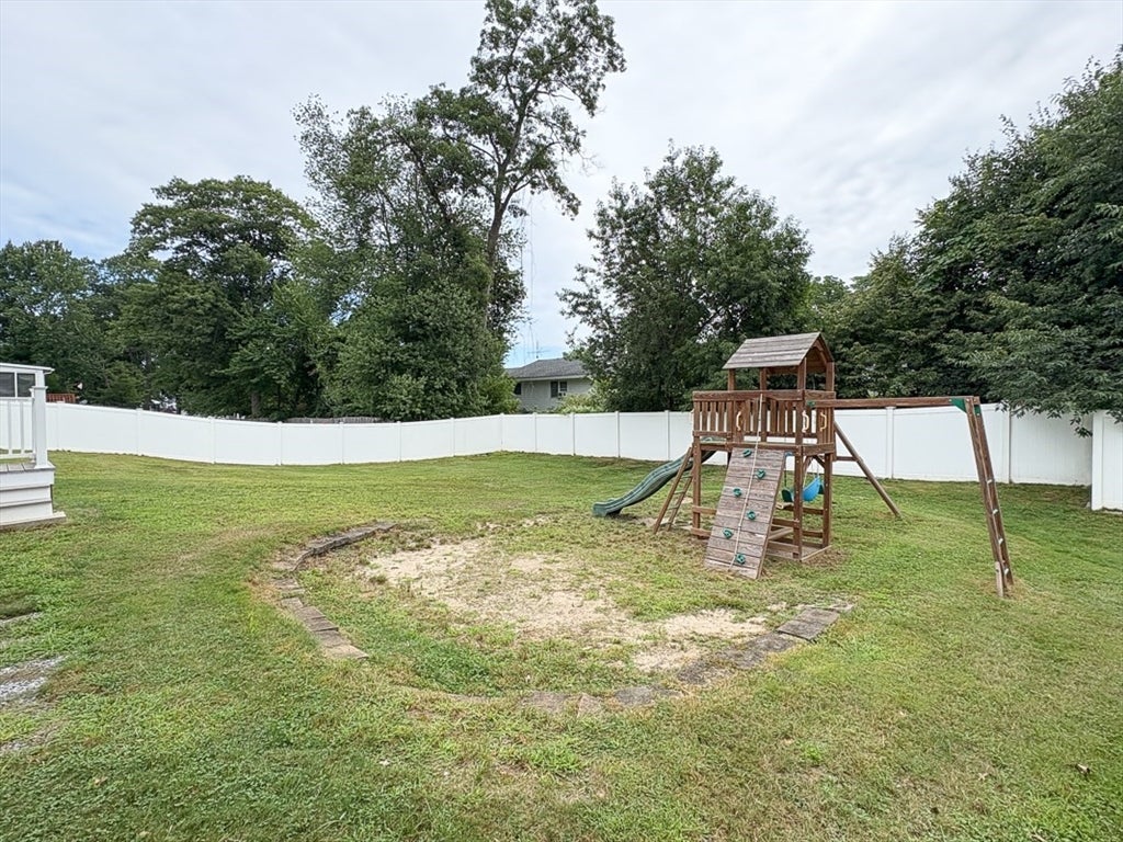138 Rea St, Lowell, MA, 138 Rea St, Lowell, MA Photo #26