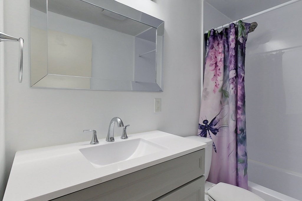 138 Rea St, Lowell, MA, 138 Rea St, Lowell, MA Photo #21