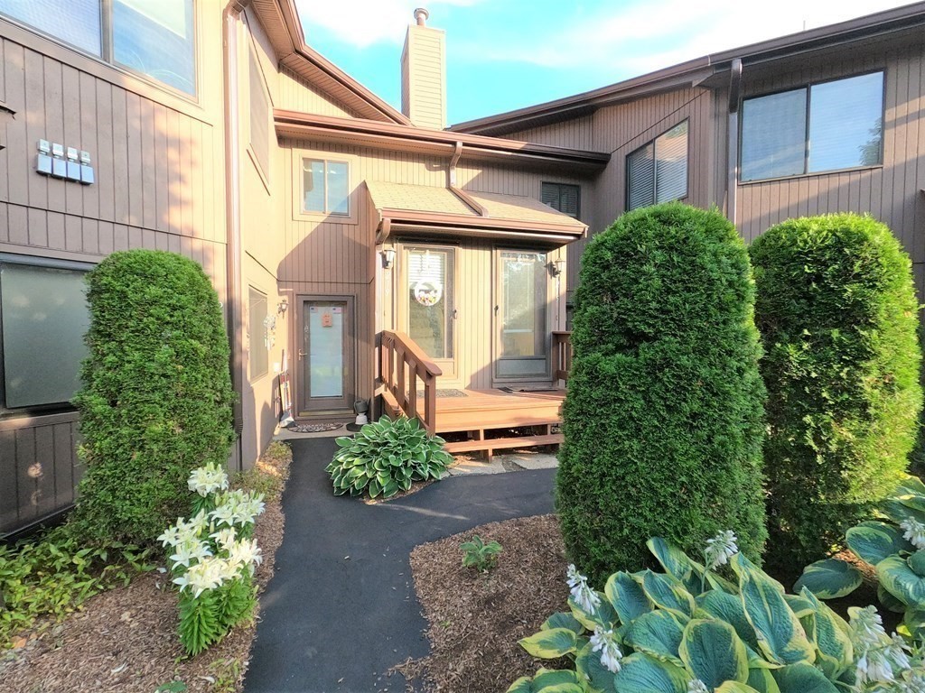 306 Trailside Way 306