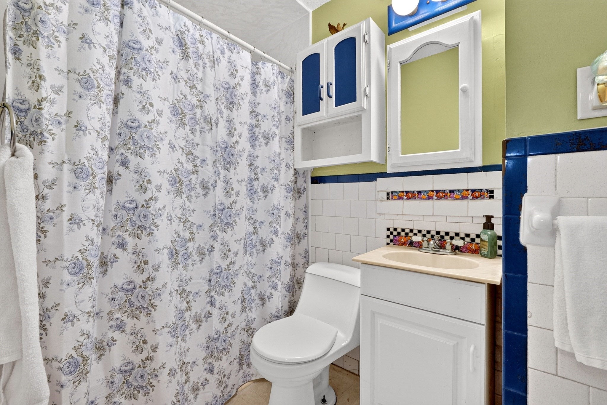203 Lakeview Ave, Tyngsborough, MA, 203 Lakeview Ave, Tyngsborough, MA Photo #17