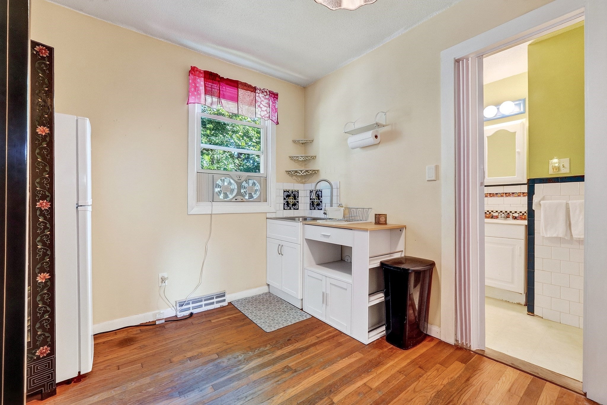 203 Lakeview Ave, Tyngsborough, MA, 203 Lakeview Ave, Tyngsborough, MA Photo #16