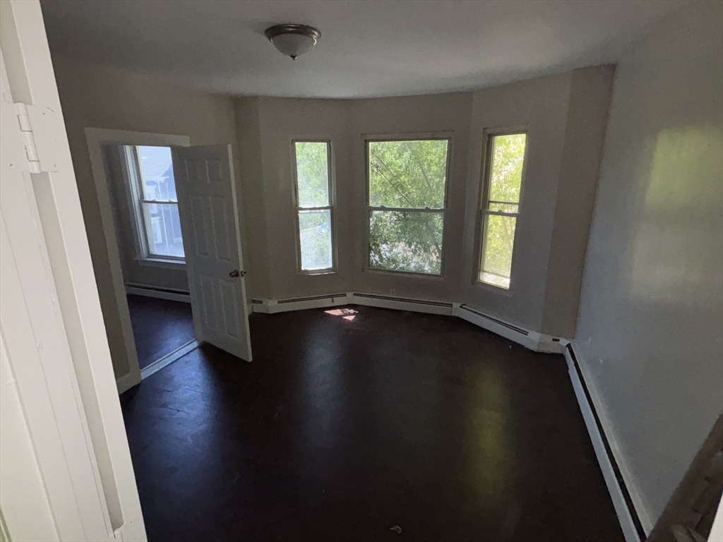 77-79 Beach St