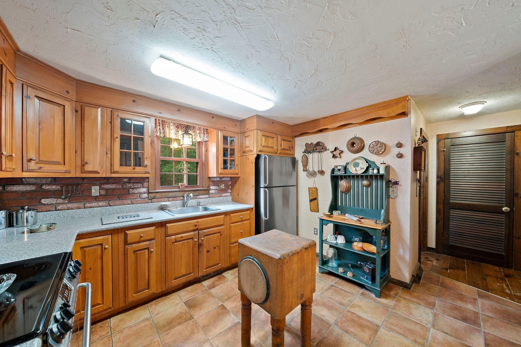 81 Furnace St, Marshfield, MA Photo #9