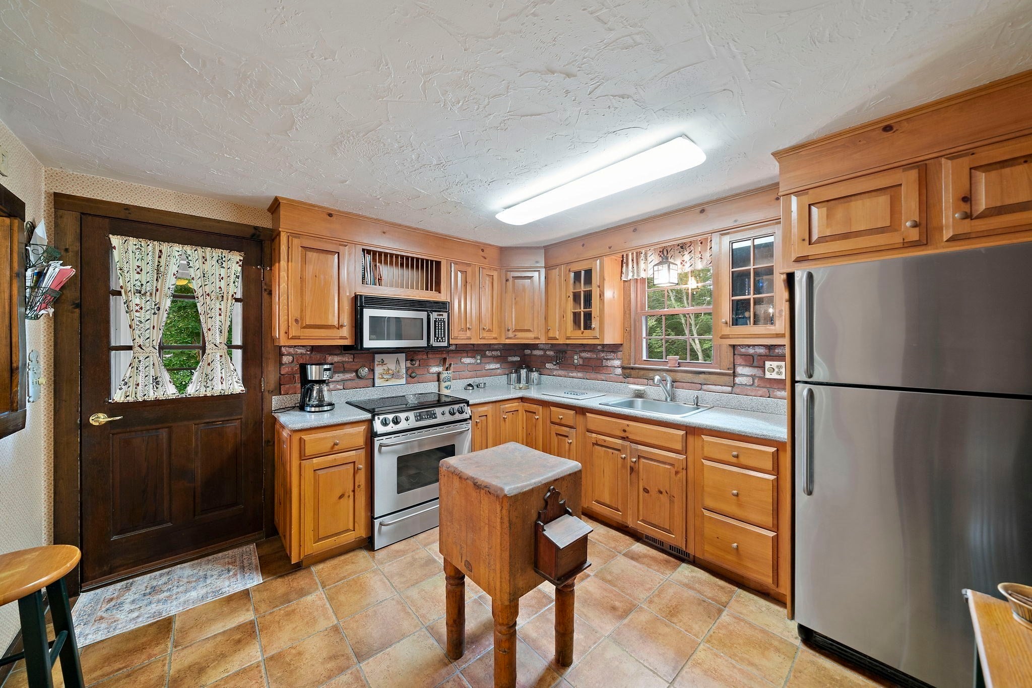 81 Furnace St, Marshfield, MA Photo #6