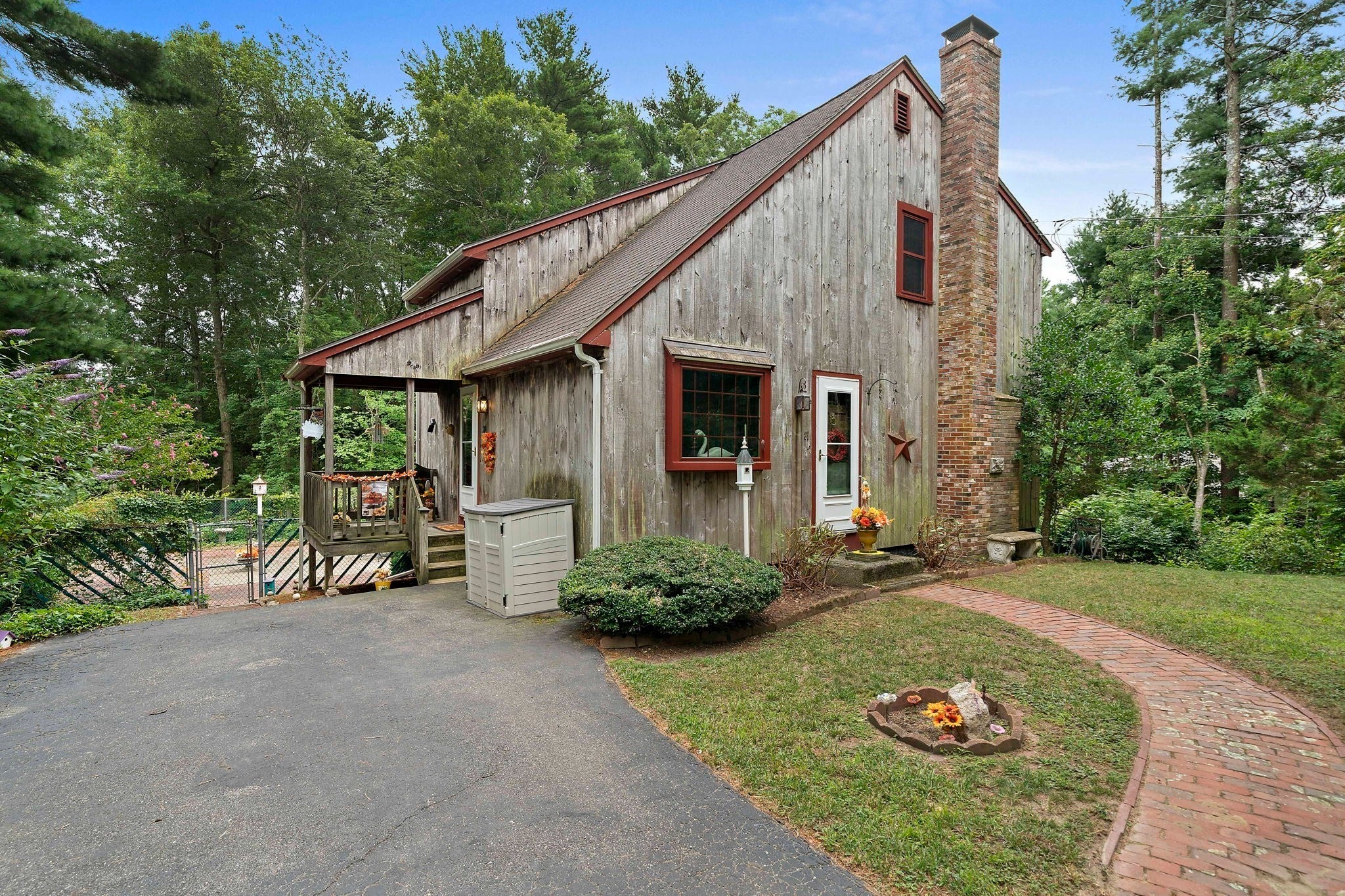 81 Furnace St