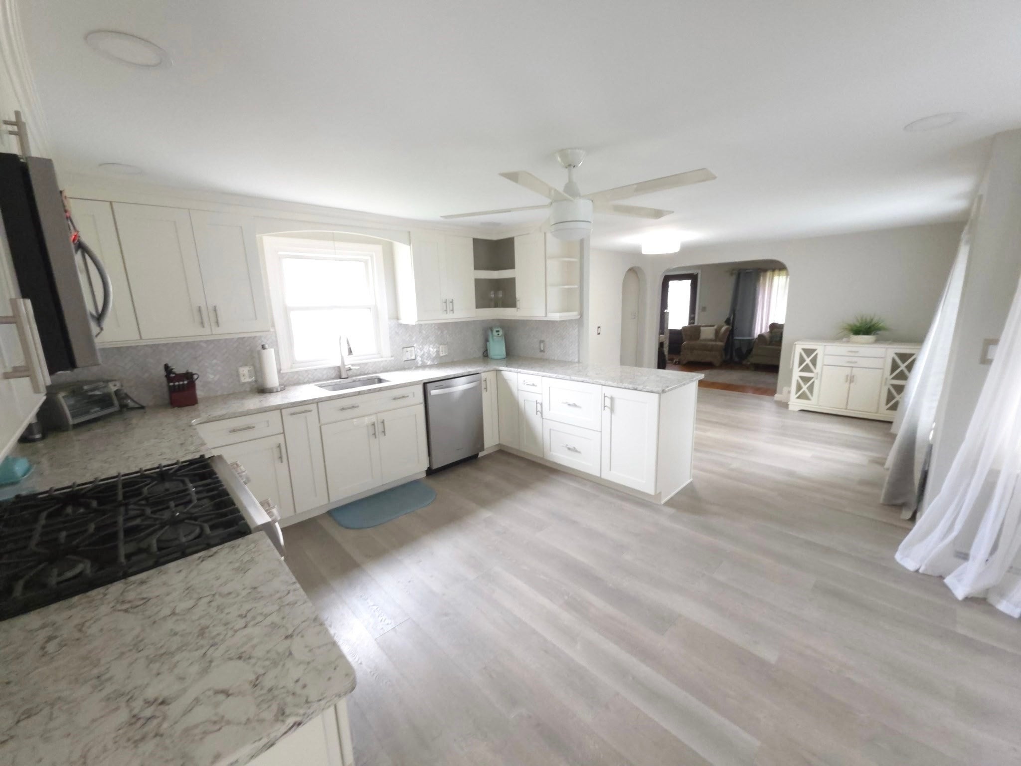 417 River Rd, Agawam, MA, 417 River Rd, Agawam, MA Photo #13