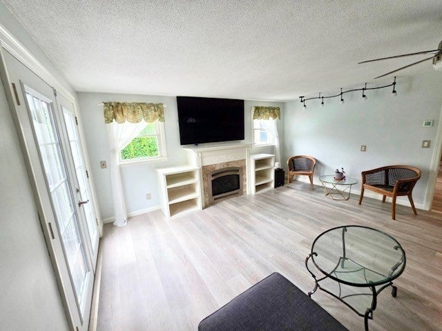 417 River Rd, Agawam, MA, 417 River Rd, Agawam, MA Photo #10