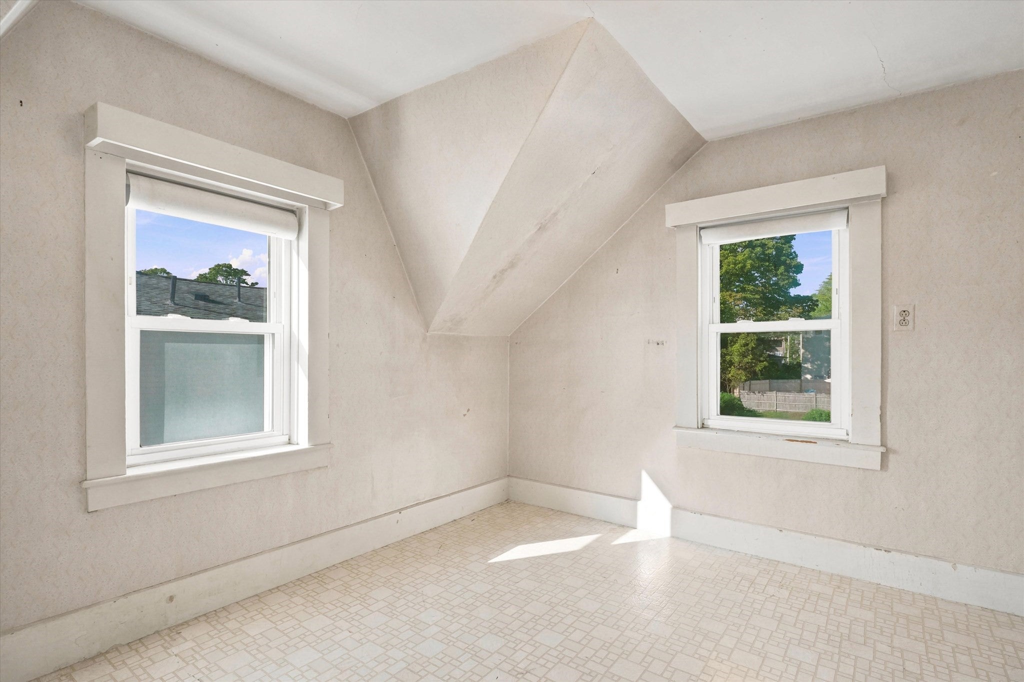 164 Burrill St, Swampscott, MA, 164 Burrill St, Swampscott, MA Photo #24