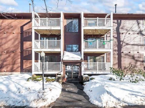 340 Sunderland Rd 28 Worcester MA 01604