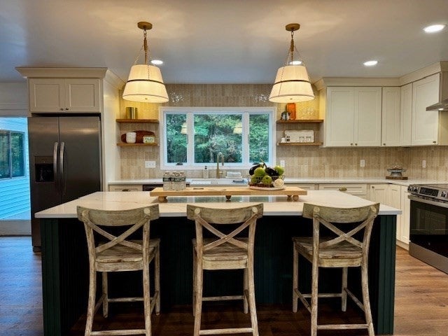 316 Walnut Plain Rd, Rochester, MA Photo #4