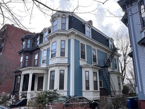 394 Broadway 3 Somerville MA 02145