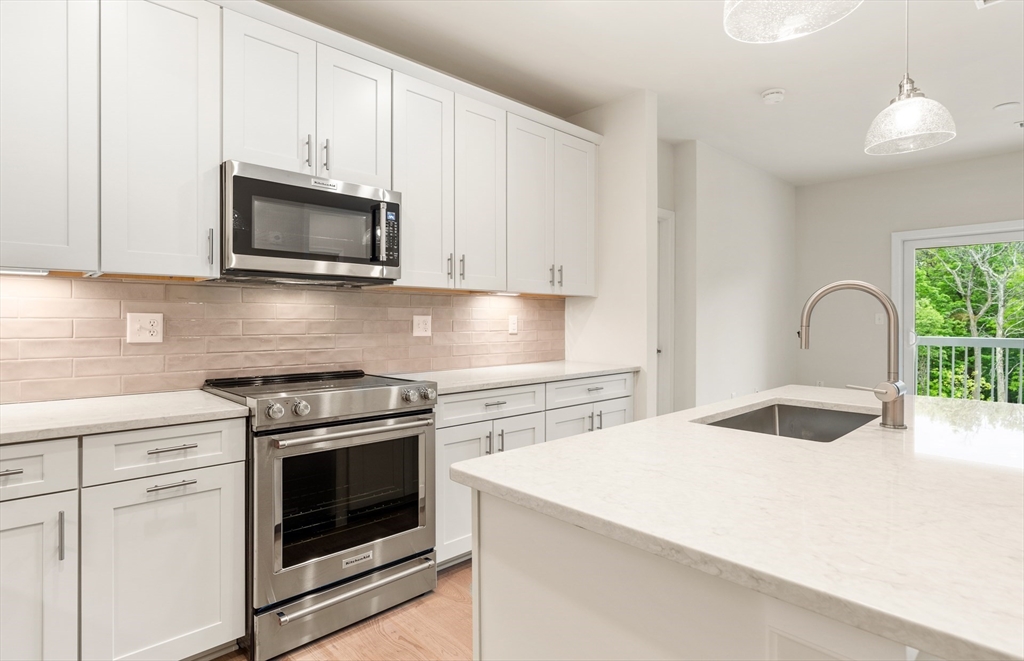 6 Stratton Drive 410