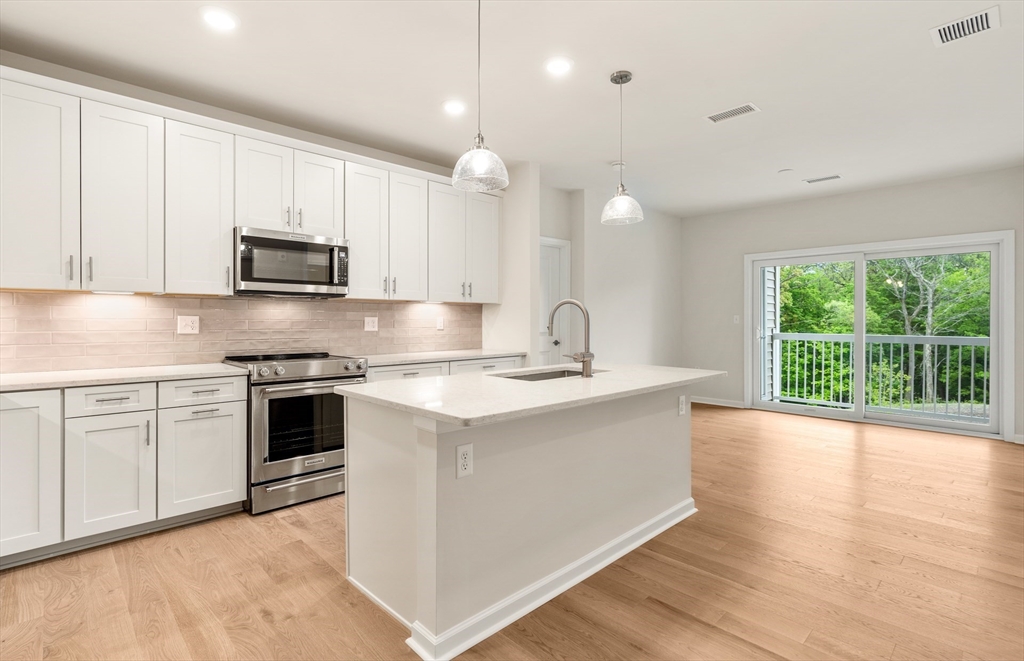 6 Stratton Drive 410