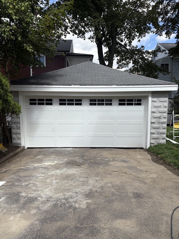 54 Woodrow Ave 2
