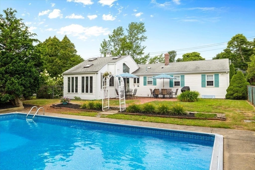 33 Homestead Ln, Falmouth, MA, 33 Homestead Ln, Falmouth, MA Photo #7
