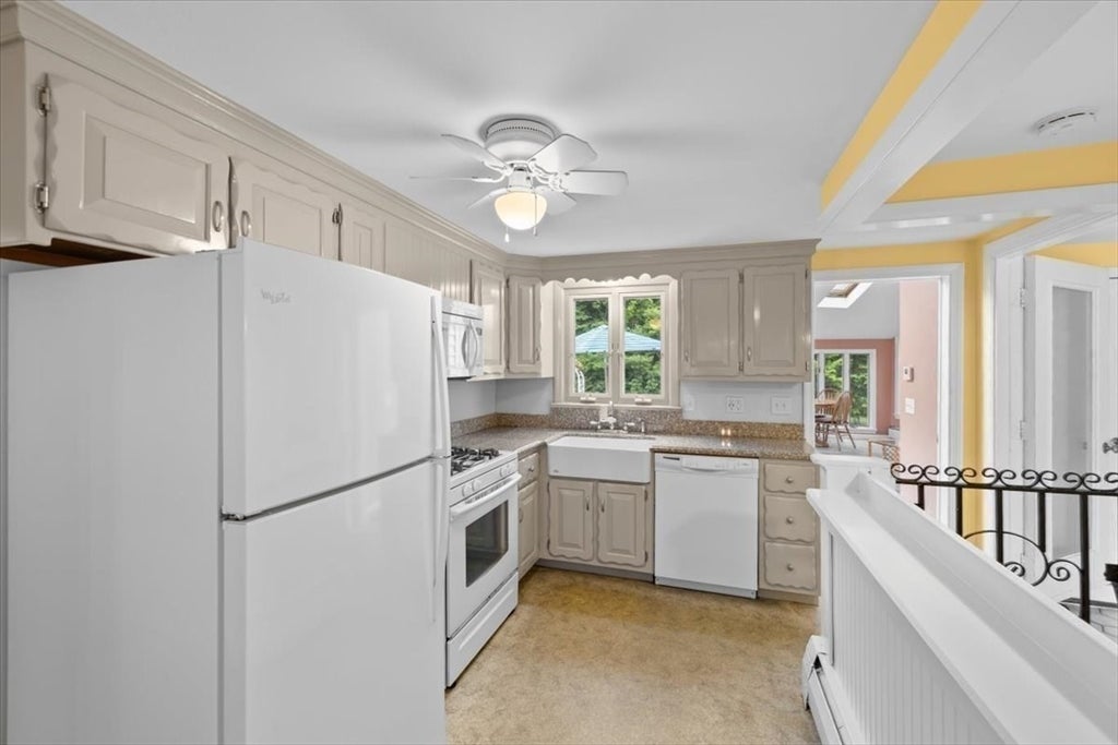 33 Homestead Ln, Falmouth, MA, 33 Homestead Ln, Falmouth, MA Photo #24